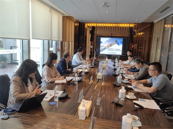 省社總會計師彭剛帶隊赴上海市供銷社考察學習